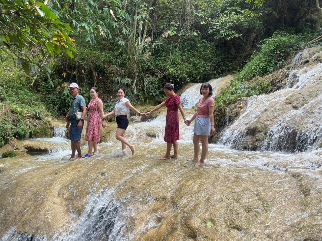 Pu Luong Sala Homestay Huong Ba Thuoc ภายนอก รูปภาพ