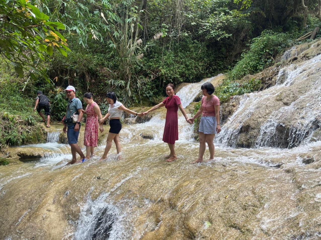 Pu Luong Sala Homestay Huong Ba Thuoc ภายนอก รูปภาพ
