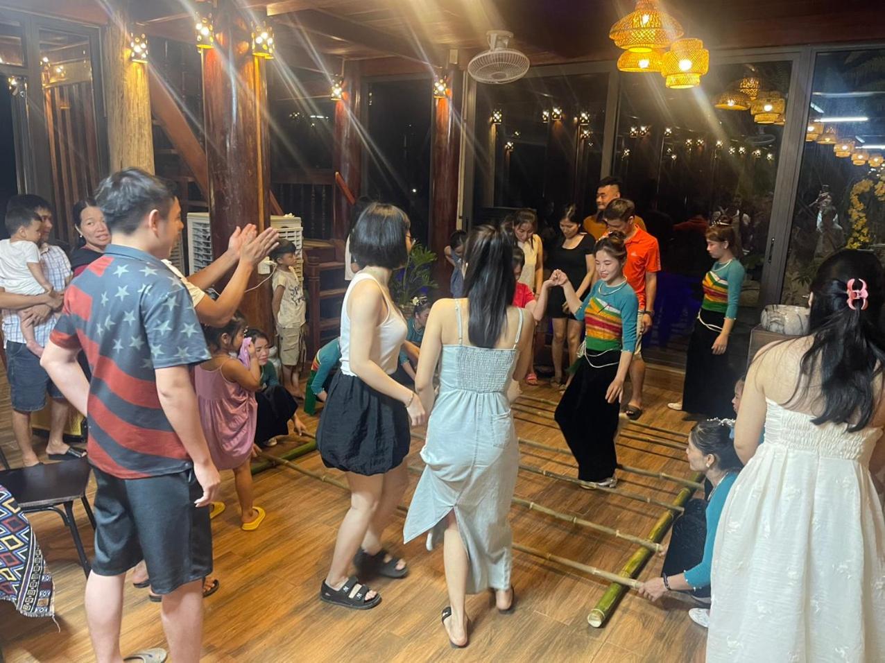 Pu Luong Sala Homestay Huong Ba Thuoc ภายนอก รูปภาพ