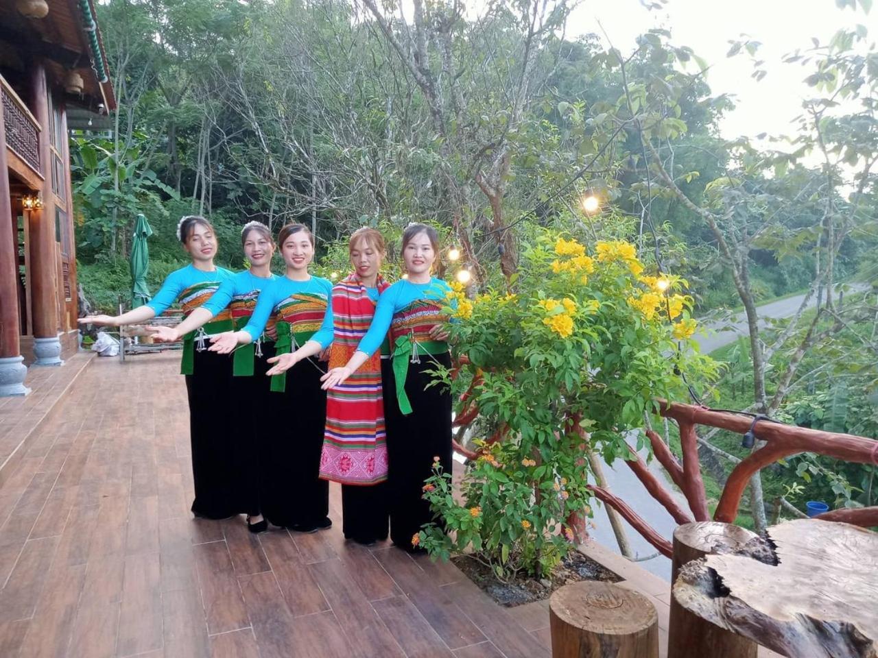 Pu Luong Sala Homestay Huong Ba Thuoc ภายนอก รูปภาพ